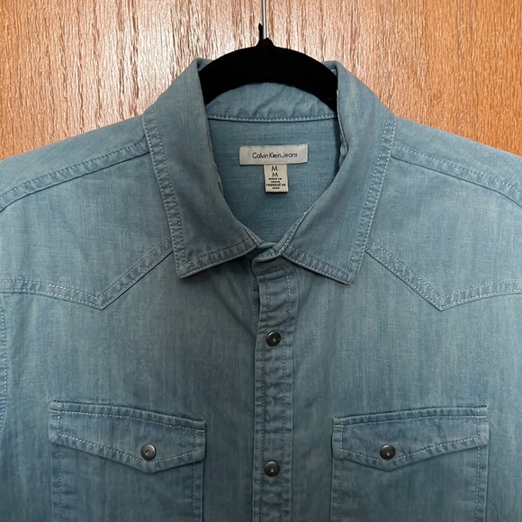 Calvin Klein Jeans Denim Button Down Shirt Sz M - Picture 2 of 6